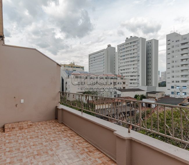 Cobertura com 111m², 2 quartos, 1 suíte, 1 vaga, no bairro Passo da Areia em Porto Alegre