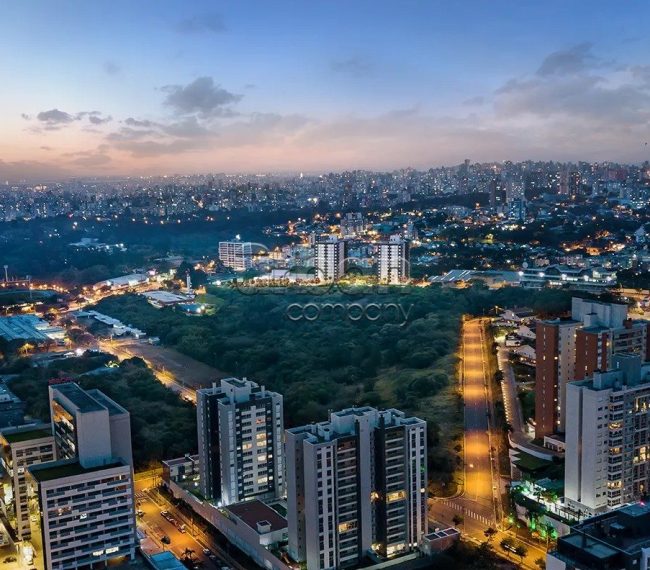 Apartamento com 70m², 3 quartos, 1 suíte, 1 vaga, no bairro Central Parque em Porto Alegre