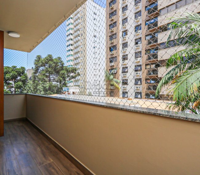 Apartamento com 109m², 3 quartos, 1 suíte, 1 vaga, no bairro Petrópolis em Porto Alegre