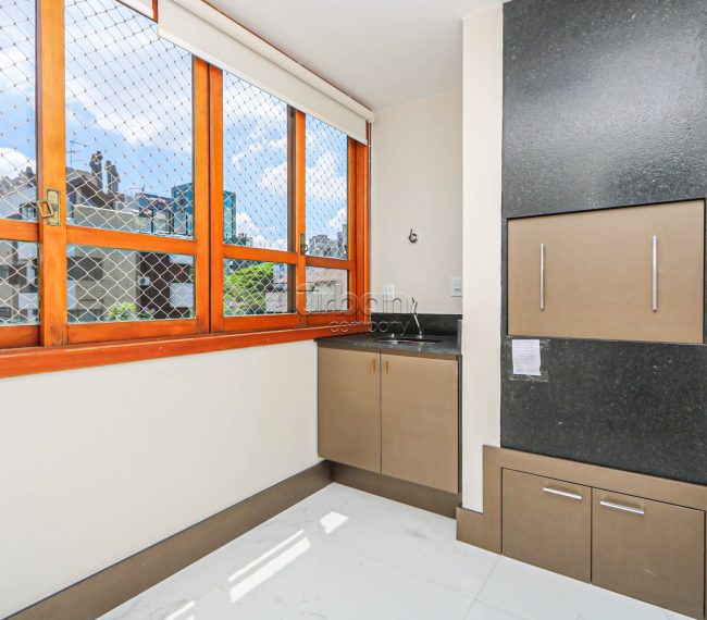 Apartamento com 109m², 3 quartos, 1 suíte, 1 vaga, no bairro Petrópolis em Porto Alegre