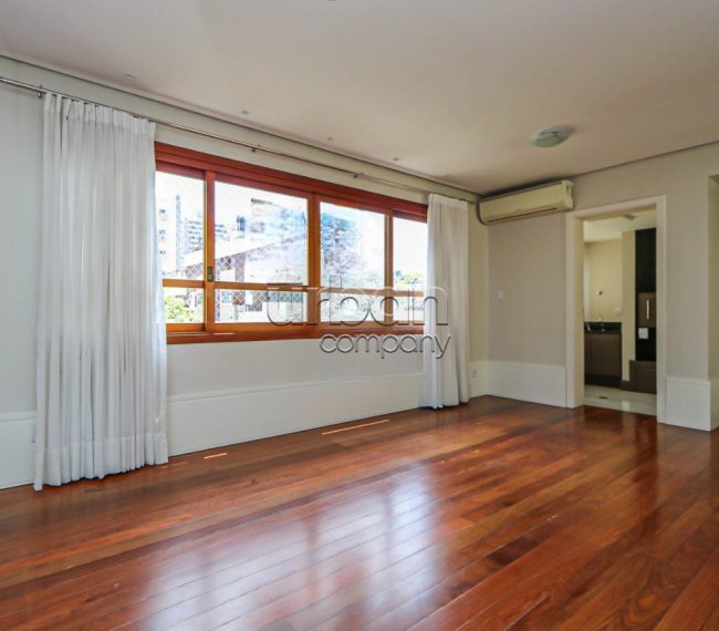 Apartamento com 109m², 3 quartos, 1 suíte, 1 vaga, no bairro Petrópolis em Porto Alegre