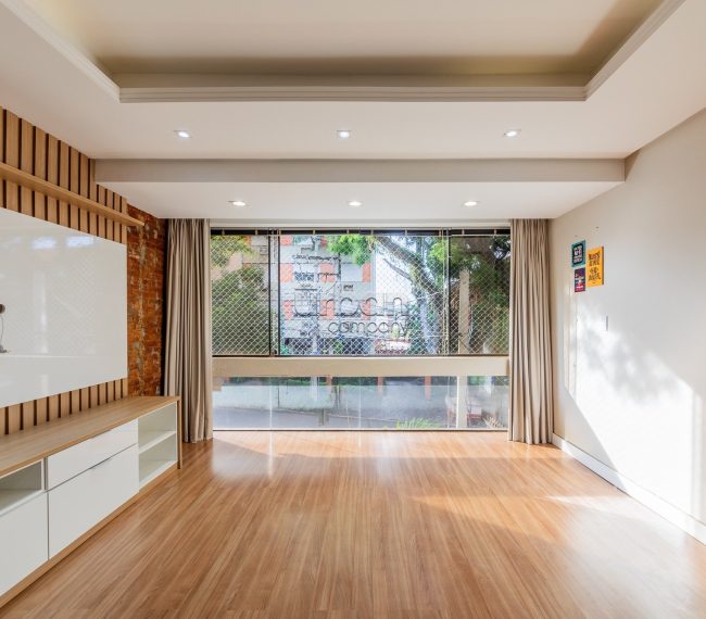 Apartamento com 89m², 2 quartos, 1 suíte, 2 vagas, no bairro Petrópolis em Porto Alegre