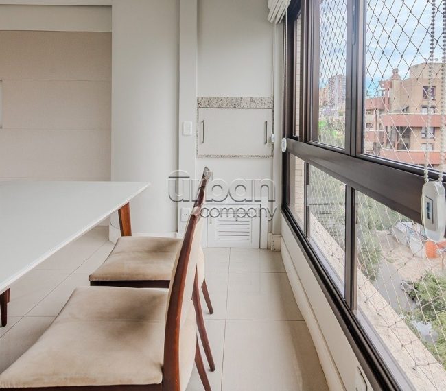 Apartamento com 98m², 3 quartos, 1 suíte, 2 vagas, no bairro Higienópolis em Porto Alegre