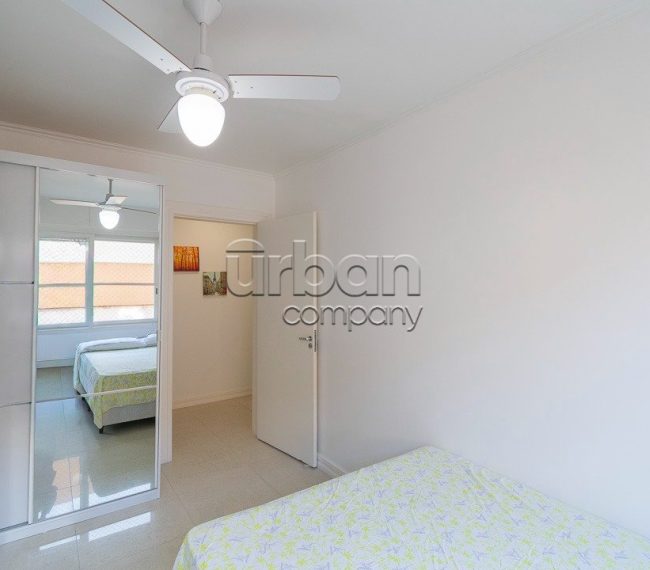 Cobertura com 196m², 4 quartos, 1 suíte, 2 vagas, no bairro Moinhos de Vento em Porto Alegre