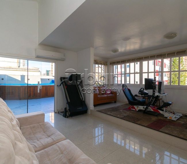 Cobertura com 196m², 4 quartos, 1 suíte, 2 vagas, no bairro Moinhos de Vento em Porto Alegre