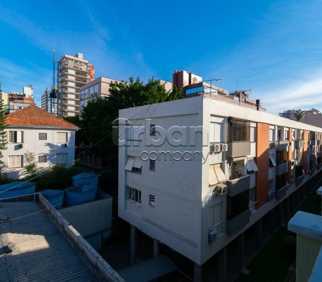 Cobertura com 196m², 4 quartos, 1 suíte, 2 vagas, no bairro Moinhos de Vento em Porto Alegre