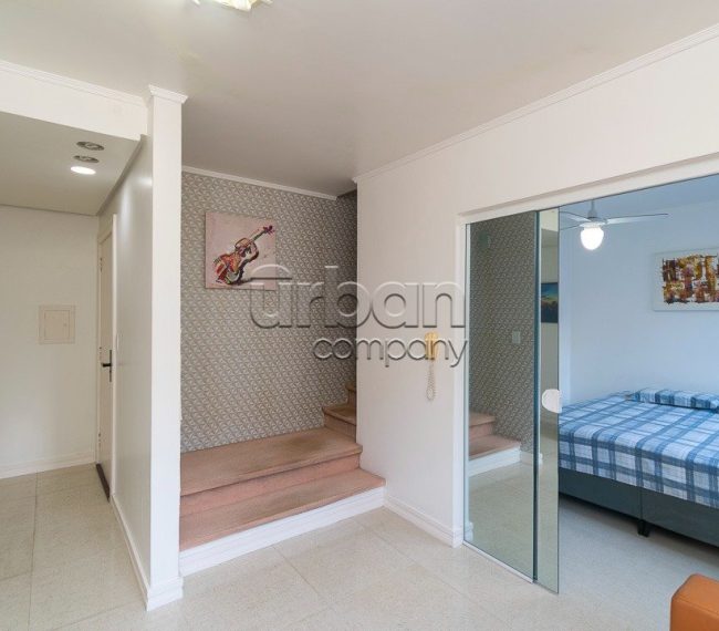 Cobertura com 196m², 4 quartos, 1 suíte, 2 vagas, no bairro Moinhos de Vento em Porto Alegre