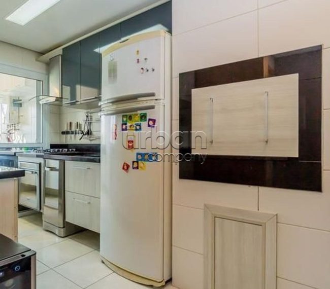 Apartamento com 96m², 3 quartos, 1 suíte, 2 vagas, no bairro Petrópolis em Porto Alegre