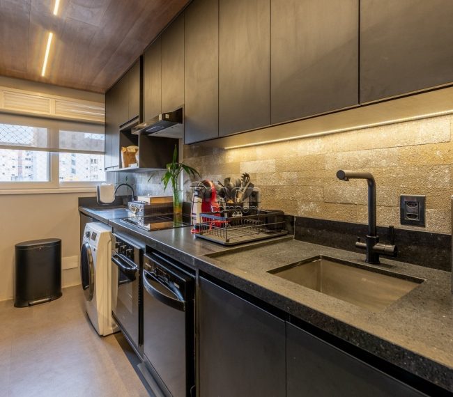 Apartamento com 79m², 3 quartos, 1 suíte, 1 vaga, no bairro Cidade Baixa em Porto Alegre