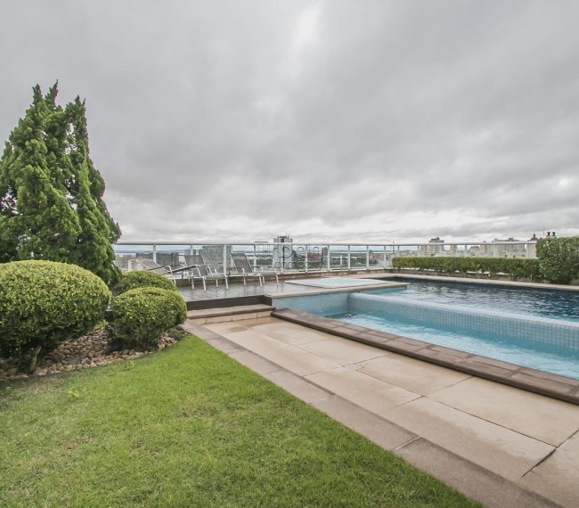 Apartamento com 79m², 3 quartos, 1 suíte, 1 vaga, no bairro Cidade Baixa em Porto Alegre