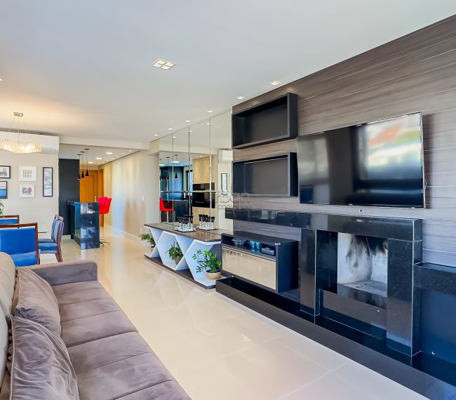 Apartamento com 95m², 2 quartos, 1 suíte, 2 vagas, no bairro Petrópolis em Porto Alegre