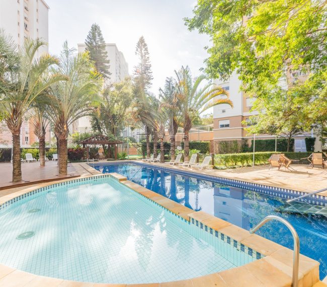Apartamento com 68m², 2 quartos, 1 suíte, 1 vaga, no bairro Passo da Areia em Porto Alegre