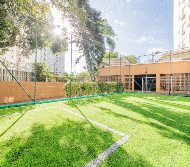 Apartamento com 68m², 2 quartos, 1 suíte, 1 vaga, no bairro Passo da Areia em Porto Alegre