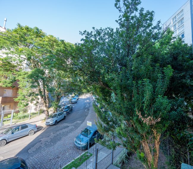 Apartamento com 128m², 3 quartos, 3 suítes, 2 vagas, no bairro Moinhos de Vento em Porto Alegre