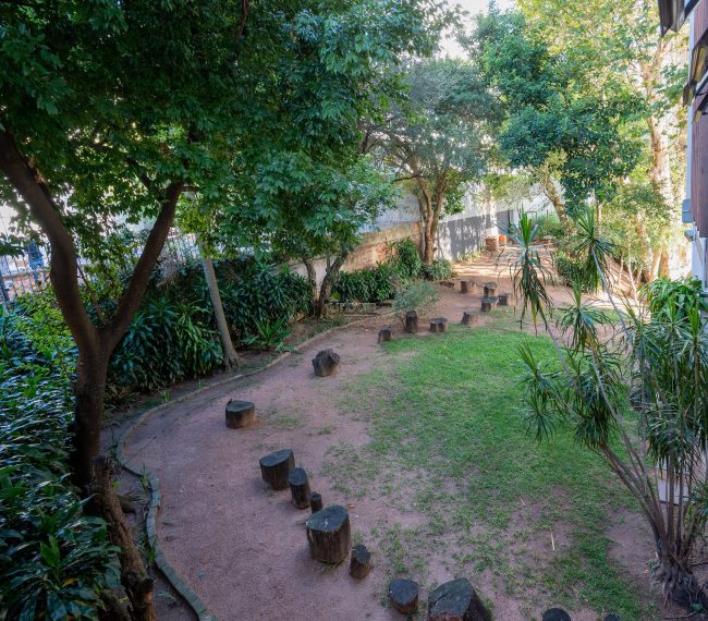 Apartamento com 128m², 3 quartos, 3 suítes, 2 vagas, no bairro Moinhos de Vento em Porto Alegre