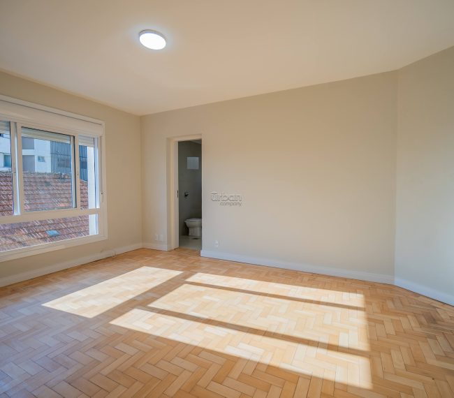 Apartamento com 128m², 3 quartos, 3 suítes, 2 vagas, no bairro Moinhos de Vento em Porto Alegre
