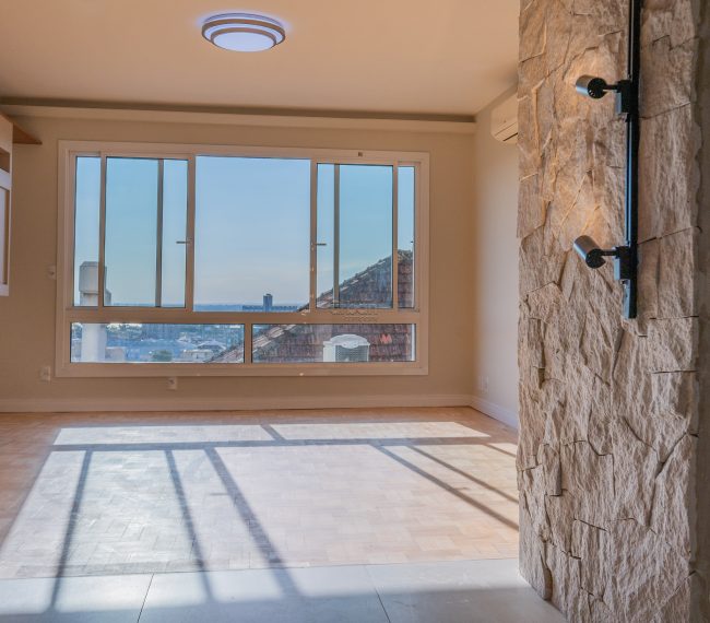 Apartamento com 128m², 3 quartos, 3 suítes, 2 vagas, no bairro Moinhos de Vento em Porto Alegre