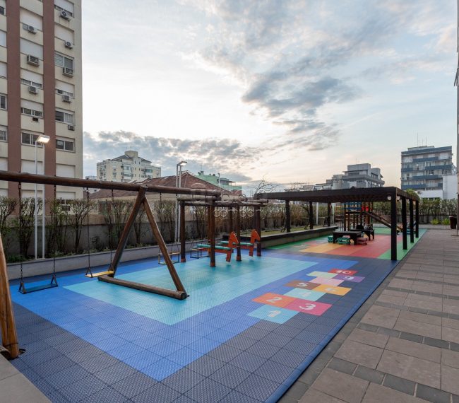 Apartamento com 147m², 3 quartos, 3 suítes, 3 vagas, no bairro Moinhos de Vento em Porto Alegre