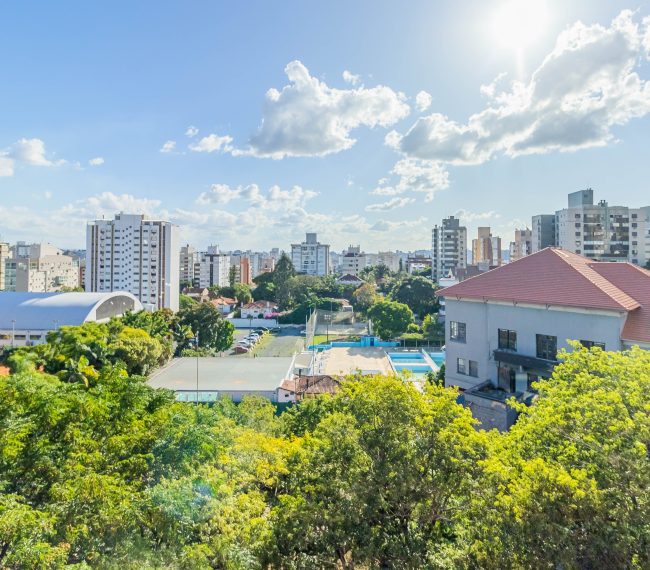 Cobertura com 190m², 3 quartos, 2 suítes, 2 vagas, no bairro Petrópolis em Porto Alegre
