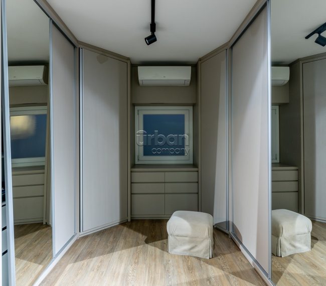 Casa em Condomínio com 321m², 3 quartos, 1 suíte, 2 vagas, no bairro Ecoville em Porto Alegre