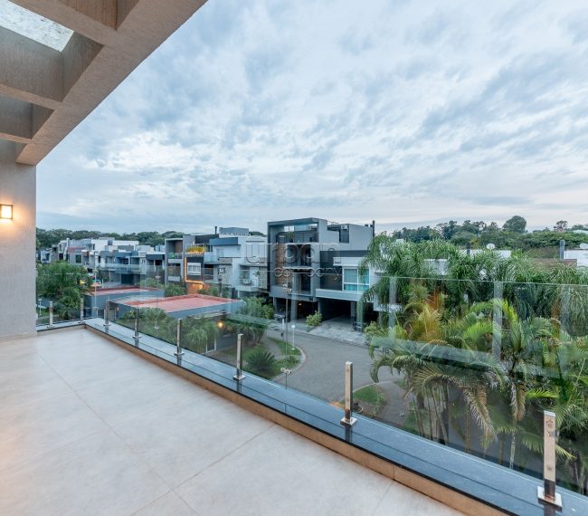 Casa em Condomínio com 321m², 3 quartos, 1 suíte, 2 vagas, no bairro Ecoville em Porto Alegre