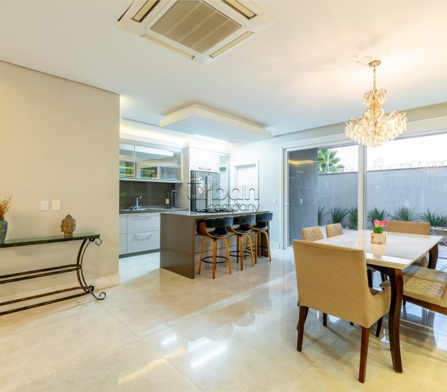 Casa em Condomínio com 321m², 3 quartos, 1 suíte, 2 vagas, no bairro Ecoville em Porto Alegre