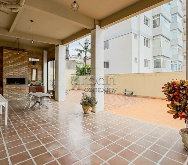 Apartamento com 58m², 2 quartos, 1 vaga, no bairro Auxiliadora em Porto Alegre