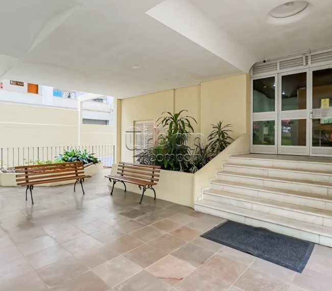Apartamento com 58m², 2 quartos, 1 vaga, no bairro Auxiliadora em Porto Alegre