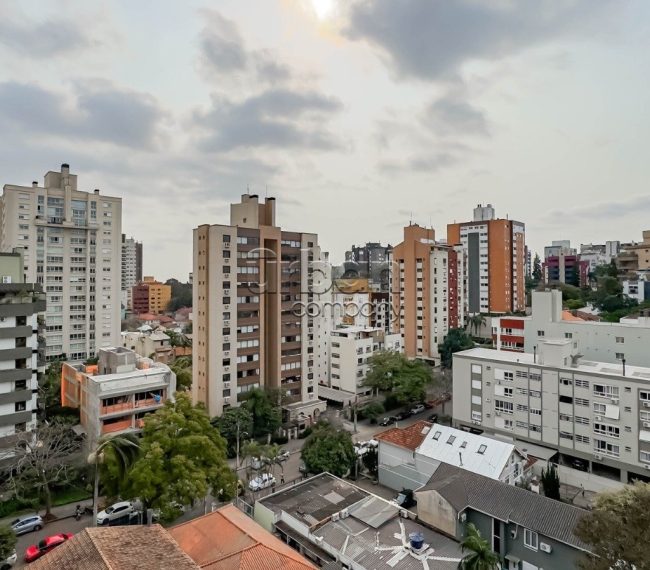 Apartamento com 58m², 2 quartos, 1 vaga, no bairro Auxiliadora em Porto Alegre