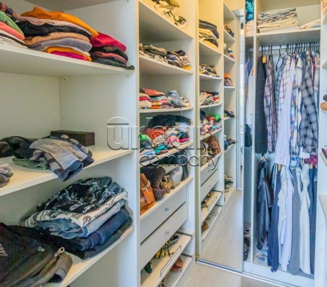 Apartamento com 67m², 2 quartos, 1 suíte, 2 vagas, no bairro Jardim Botânico em Porto Alegre