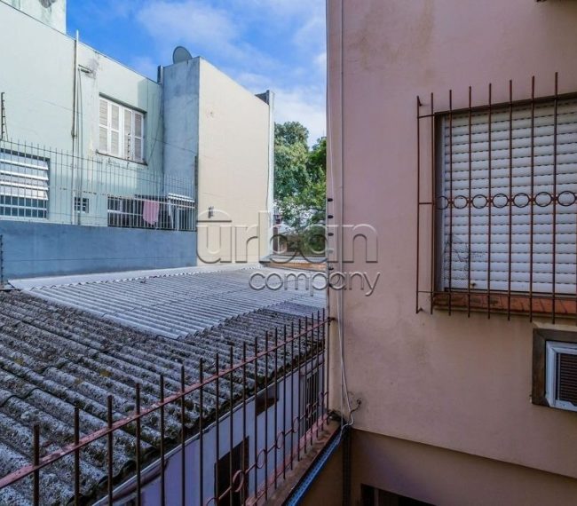 Apartamento com 70m², 2 quartos, 1 suíte, 1 vaga, no bairro Petrópolis em Porto Alegre