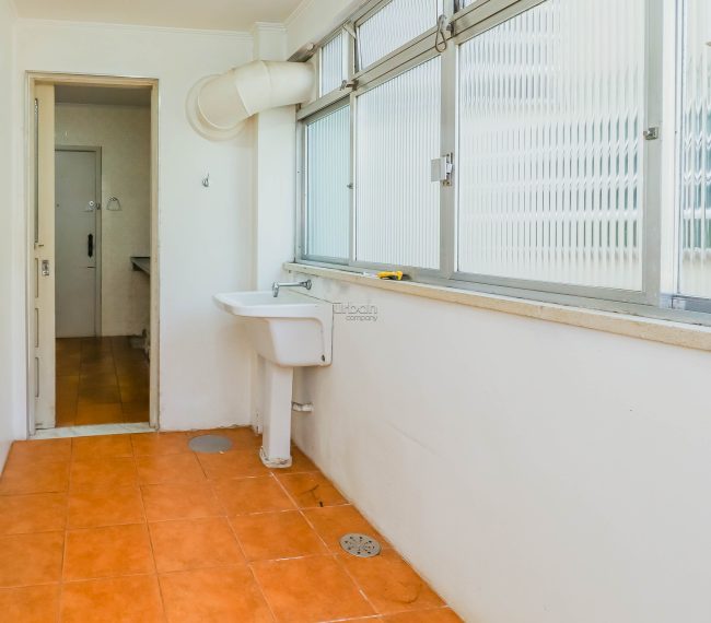 Apartamento com 124m², 3 quartos, 1 suíte, 1 vaga, no bairro Auxiliadora em Porto Alegre