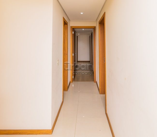 Apartamento com 153m², 3 quartos, 1 suíte, 2 vagas, no bairro Petrópolis em Porto Alegre