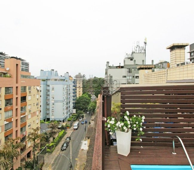 Cobertura com 184m², 3 quartos, 1 suíte, 1 vaga, no bairro Boa Vista em Porto Alegre