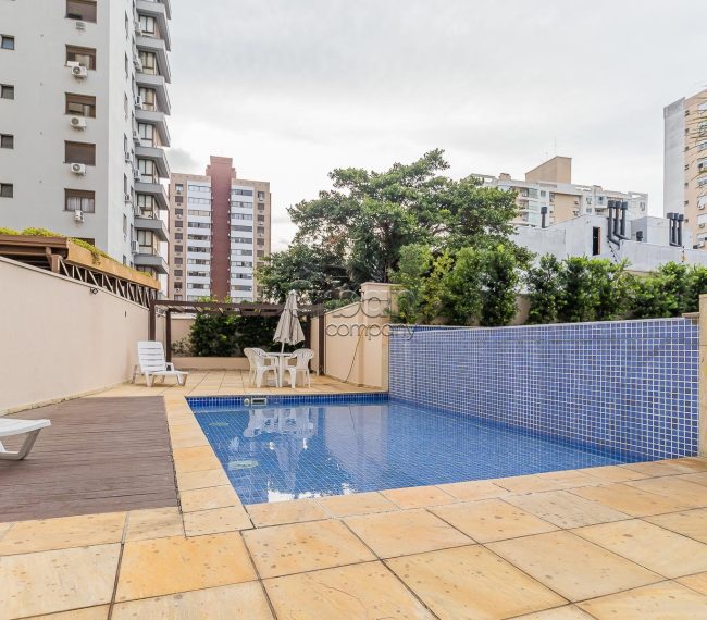 Apartamento com 66m², 2 quartos, 1 suíte, 1 vaga, no bairro Passo da Areia em Porto Alegre