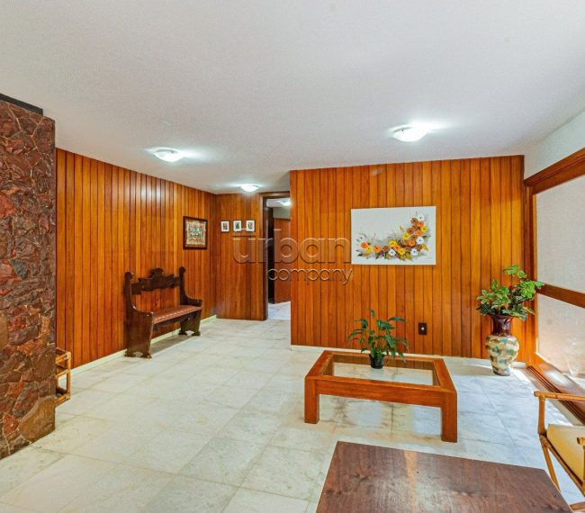 Apartamento com 174m², 3 quartos, 1 suíte, 2 vagas, no bairro Higienópolis em Porto Alegre