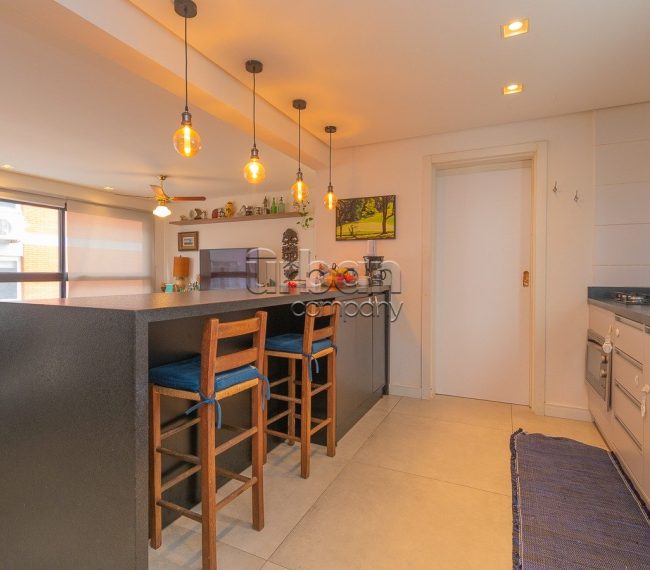 Apartamento com 110m², 2 quartos, 2 vagas, no bairro Petrópolis em Porto Alegre