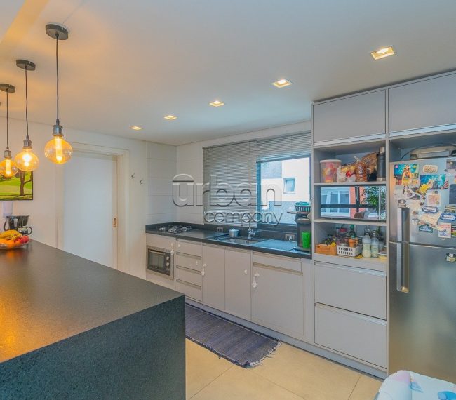 Apartamento com 110m², 2 quartos, 2 vagas, no bairro Petrópolis em Porto Alegre