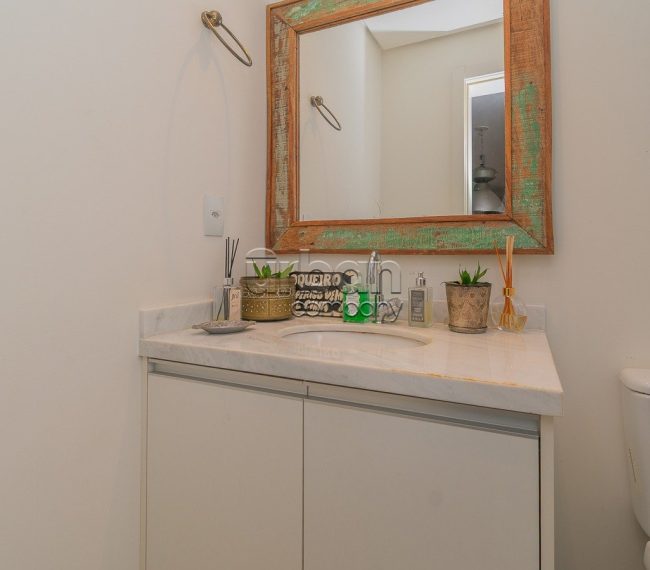 Apartamento com 110m², 2 quartos, 2 vagas, no bairro Petrópolis em Porto Alegre