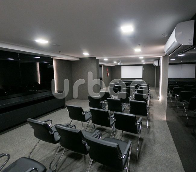 Sala com 25m², no bairro São Sebastião em Porto Alegre