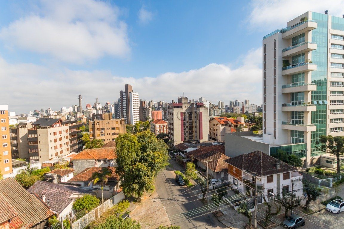 Cobertura com 129m², 3 quartos, 1 suíte, 2 vagas, no bairro Petrópolis em Porto Alegre