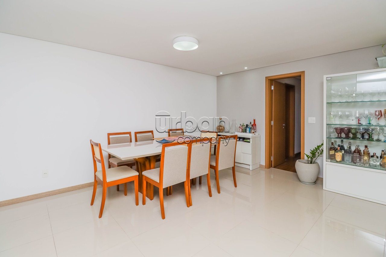 Apartamento com 134m², 3 quartos, 2 suítes, 4 vagas, no bairro Chácara Das Pedras em Porto Alegre
