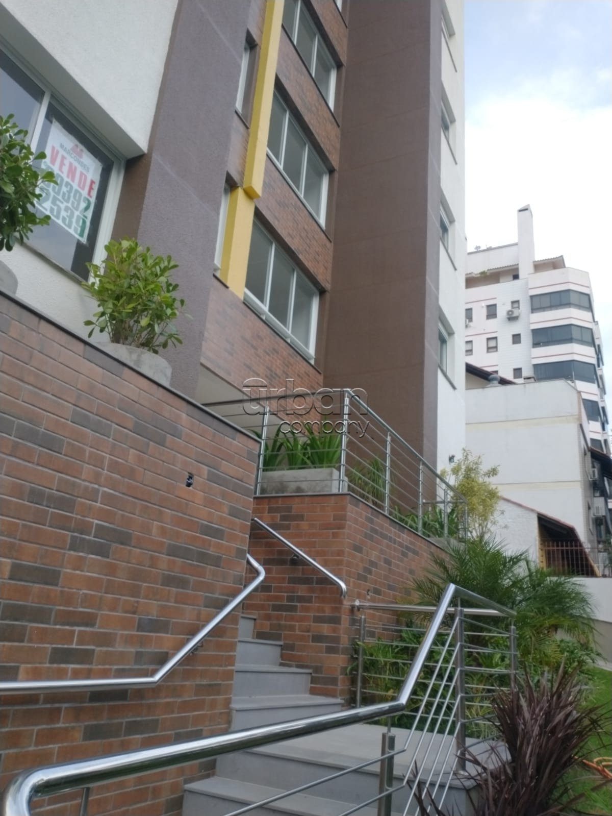 Apartamento com 93m², 2 quartos, 2 suítes, 2 vagas, no bairro São João em Porto Alegre