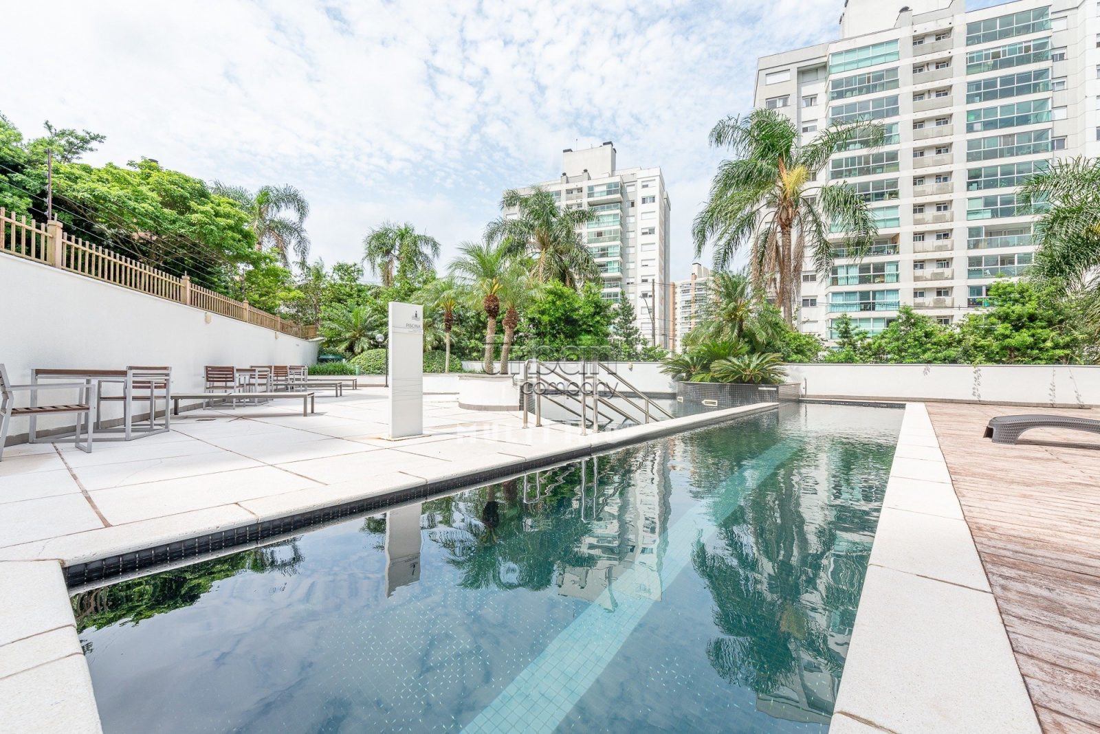 Apartamento com 83m², 2 quartos, 2 vagas, no bairro Central Parque em Porto Alegre