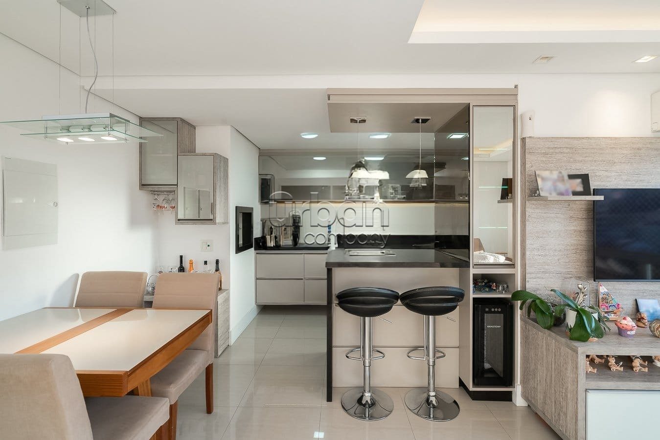 Apartamento com 66m², 2 quartos, 1 suíte, 1 vaga, no bairro Petrópolis em Porto Alegre