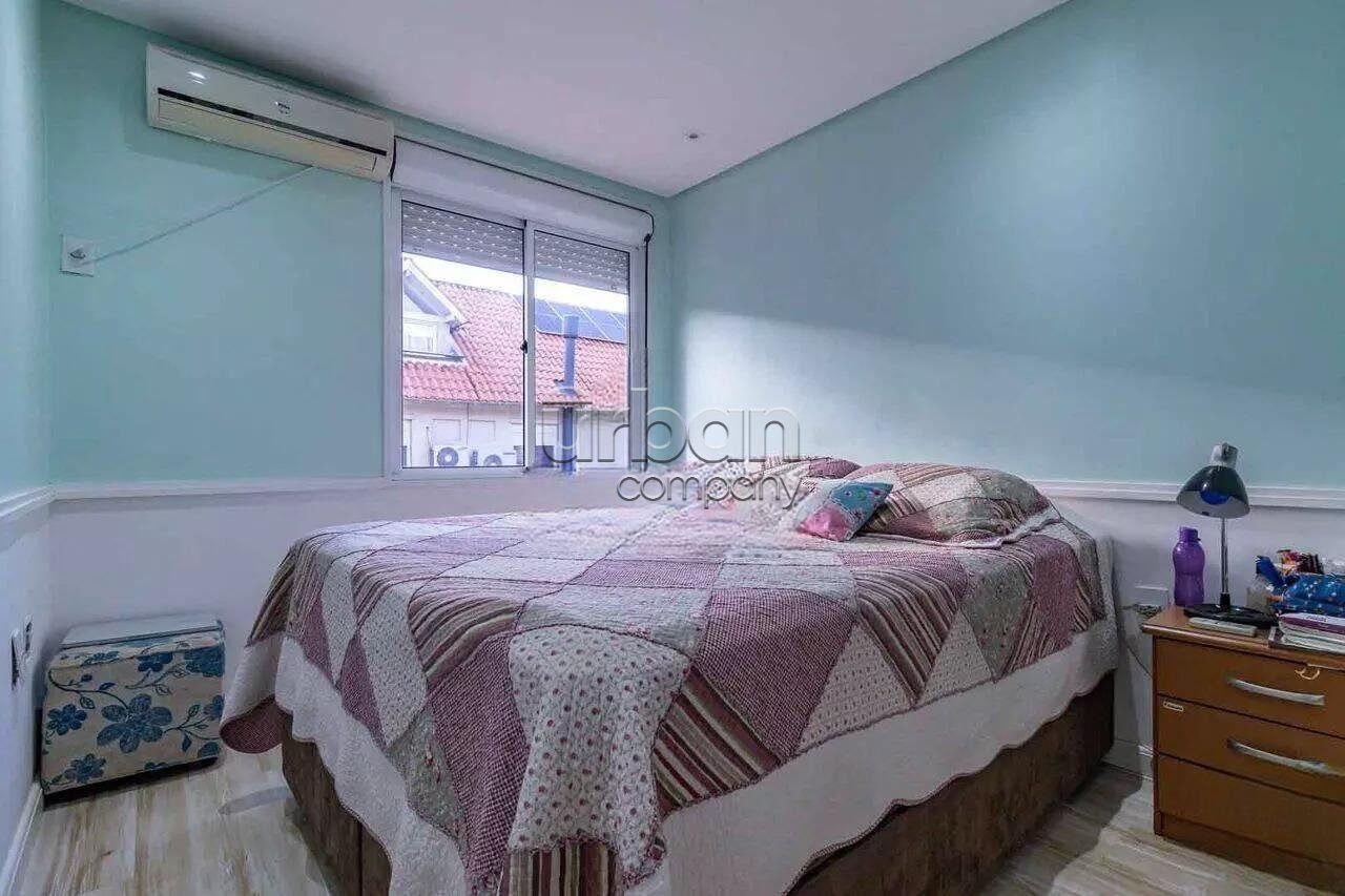 Casa em Condomínio com 146m², 3 quartos, 1 suíte, 2 vagas, no bairro Ecoville em Porto Alegre