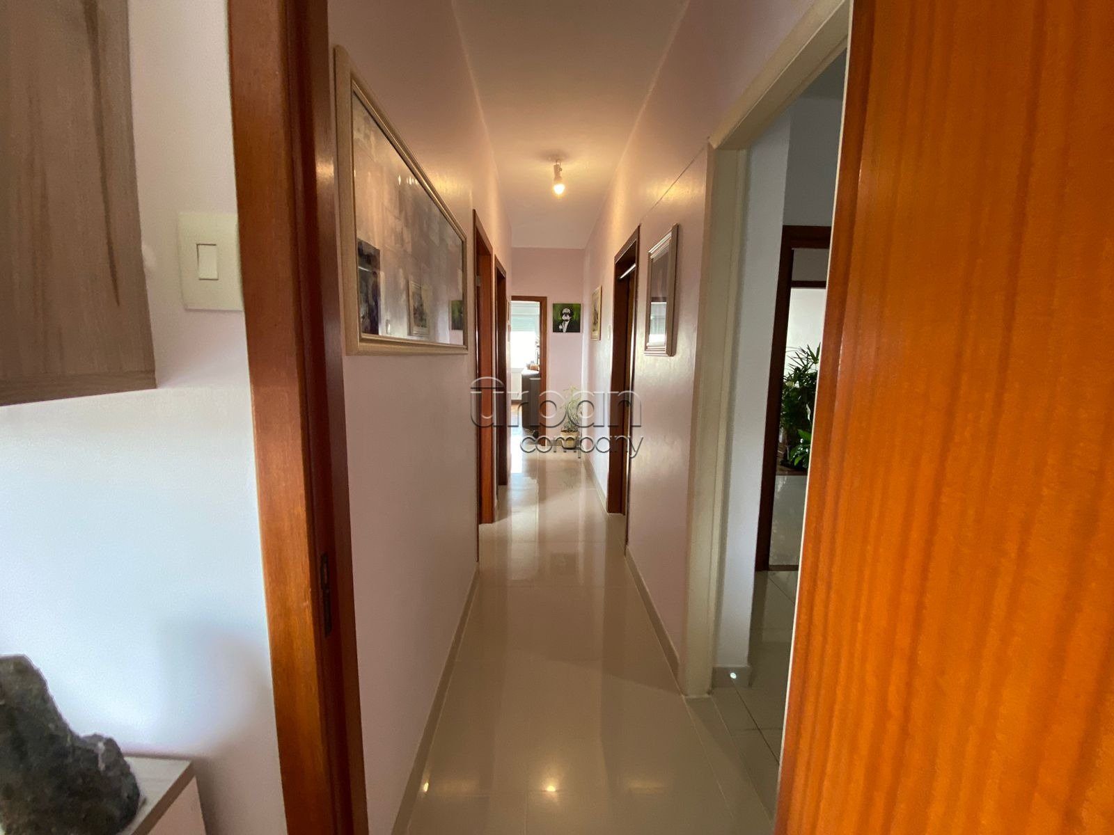 Apartamento com 117m², 3 quartos, 1 suíte, 1 vaga, no bairro Rio Branco em Porto Alegre