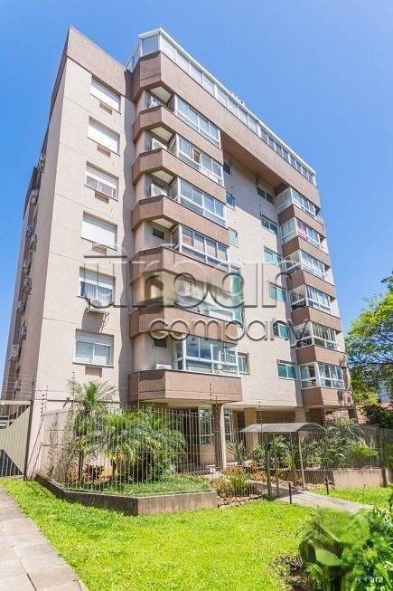 Cobertura com 174m², 2 quartos, 1 suíte, 2 vagas, no bairro Chácara Das Pedras em Porto Alegre