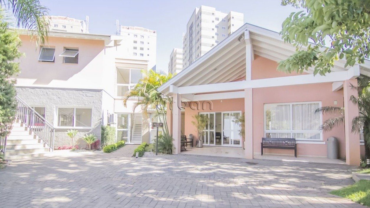 Casa em Condomínio com 257m², 3 quartos, 3 suítes, 4 vagas, no bairro Central Parque em Porto Alegre