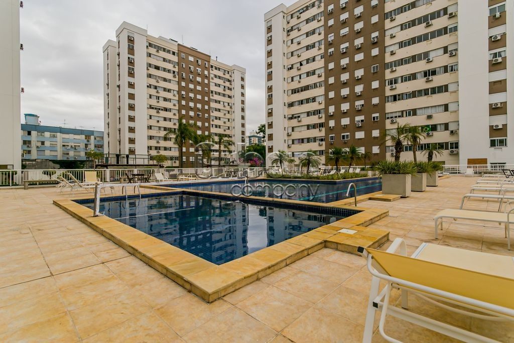 Apartamento com 58m², 2 quartos, 1 suíte, 1 vaga, no bairro Passo da Areia em Porto Alegre